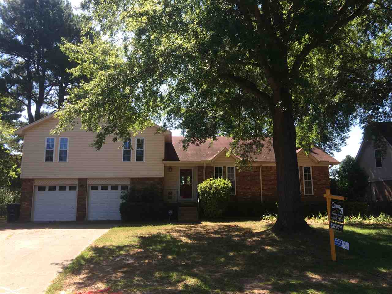 FOXWOOD J - Residential