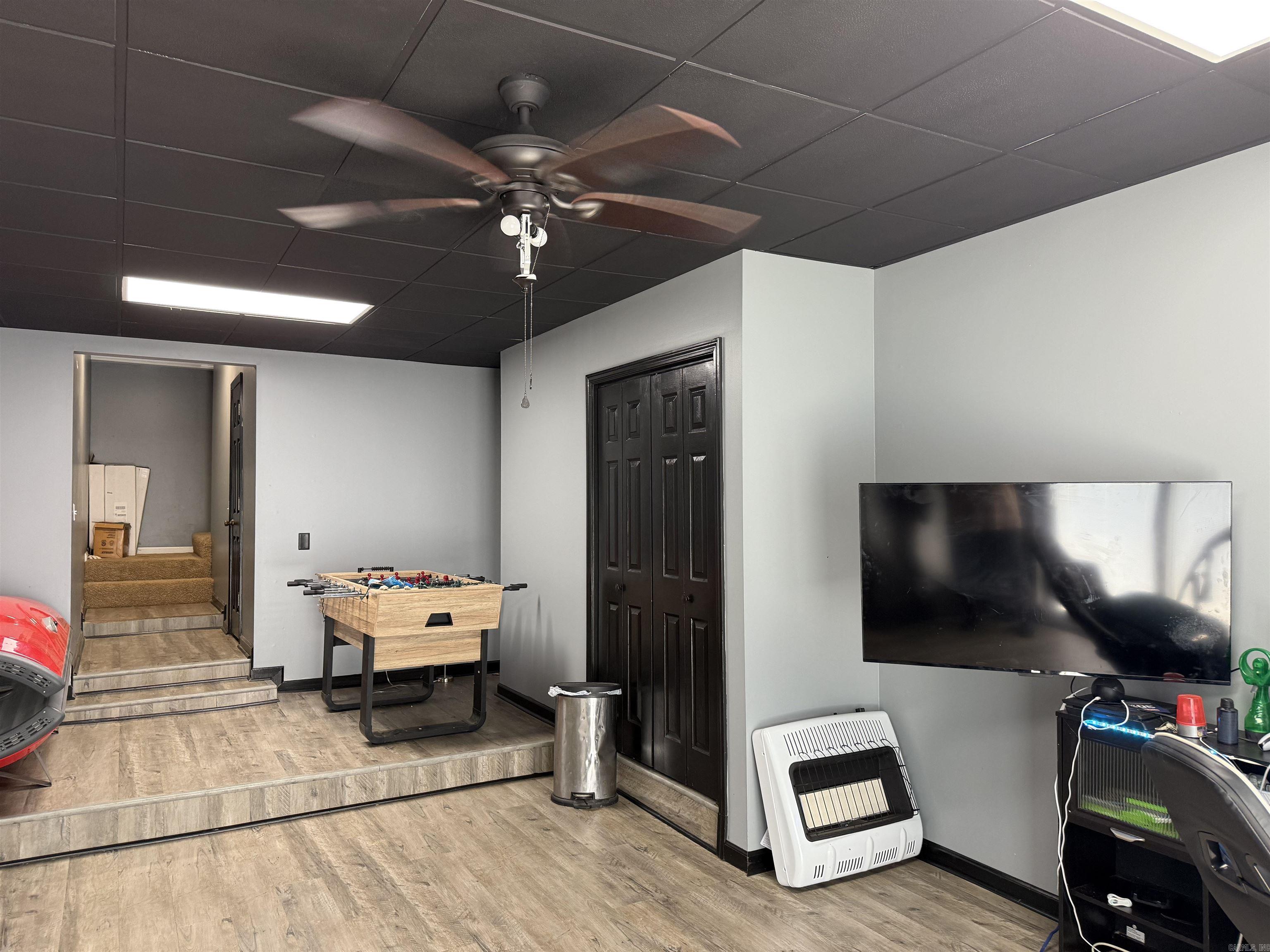 COUNTRY CLUB EST PH I - Residential