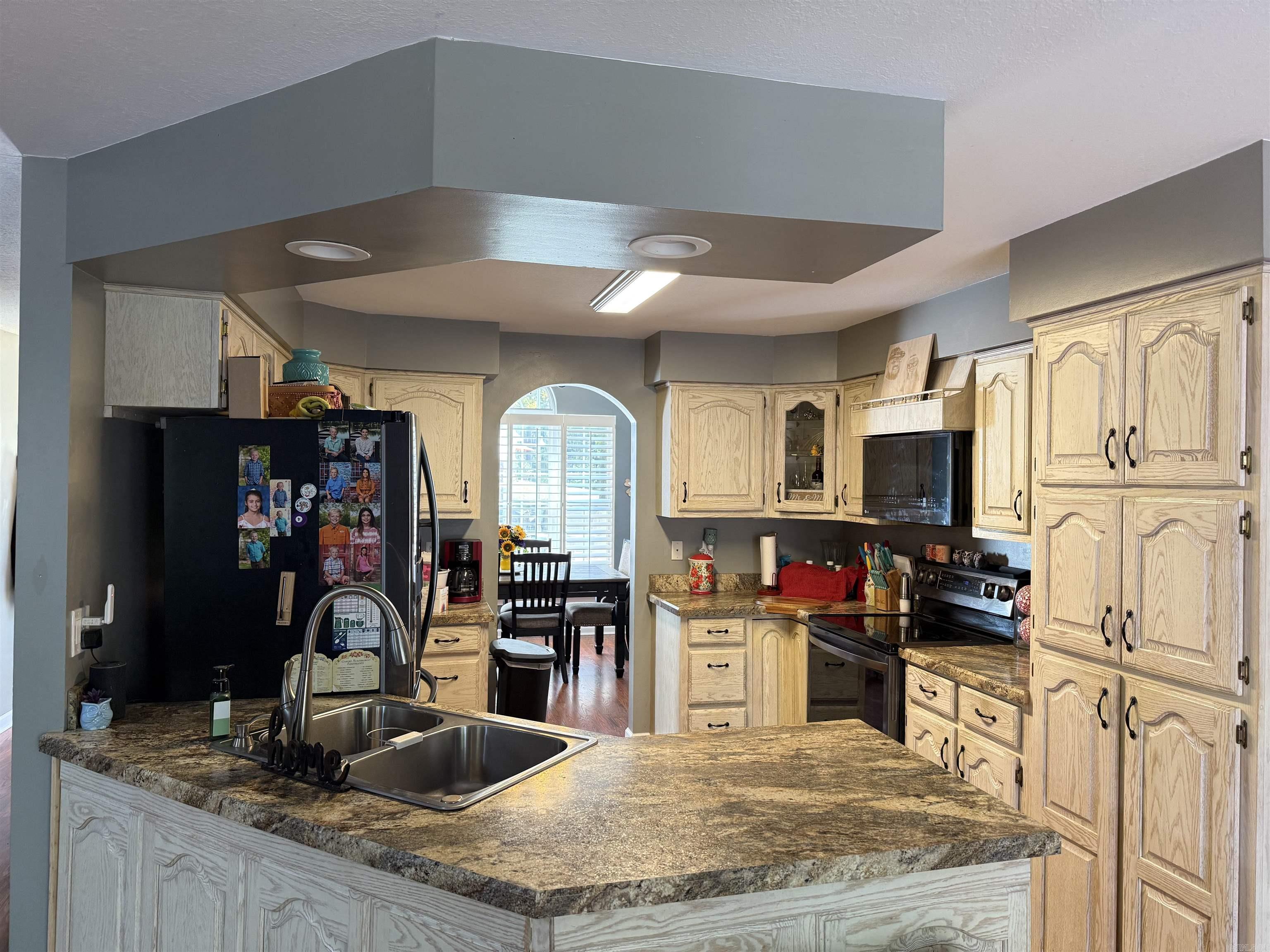 COUNTRY CLUB EST PH I - Residential