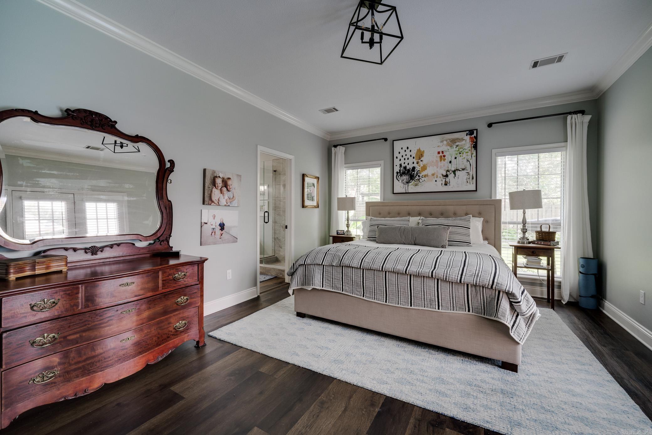 ROYAL OAKS - Residential