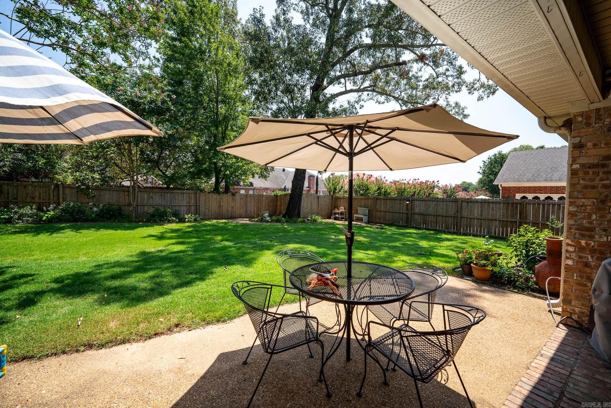 ROYAL OAKS - Residential