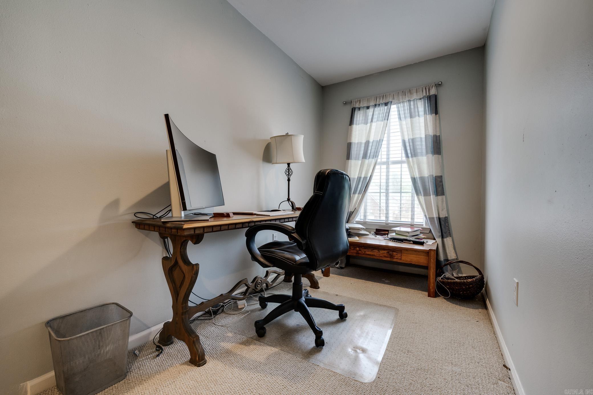 ROYAL OAKS - Residential