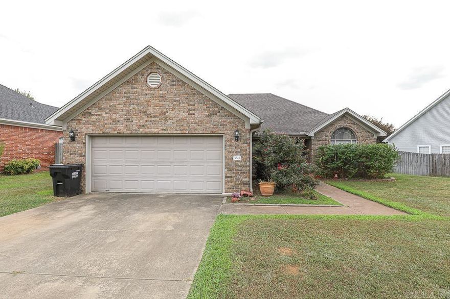 Cute home in sought after Heritage Farm Subdivision! Bryant Schools. 3 bedrooms 2 baths Split bedroom plan. Spacious primary bedroom w/ tray ceiling, primary bath has dbl vanity, separate shower, jetted tub, and His and hers walk-in closets. Large living room with tray ceiling w/crown molding.  Beautiful stained cabinets in kitchen, walk in pantry and laundry room with pocket doors. Nice size dining area. Privacy fenced backyard. Shelves in garage do not convey. See conf remarks. Must have an apptmnt- CALL LISTING AGENT TO SHOW