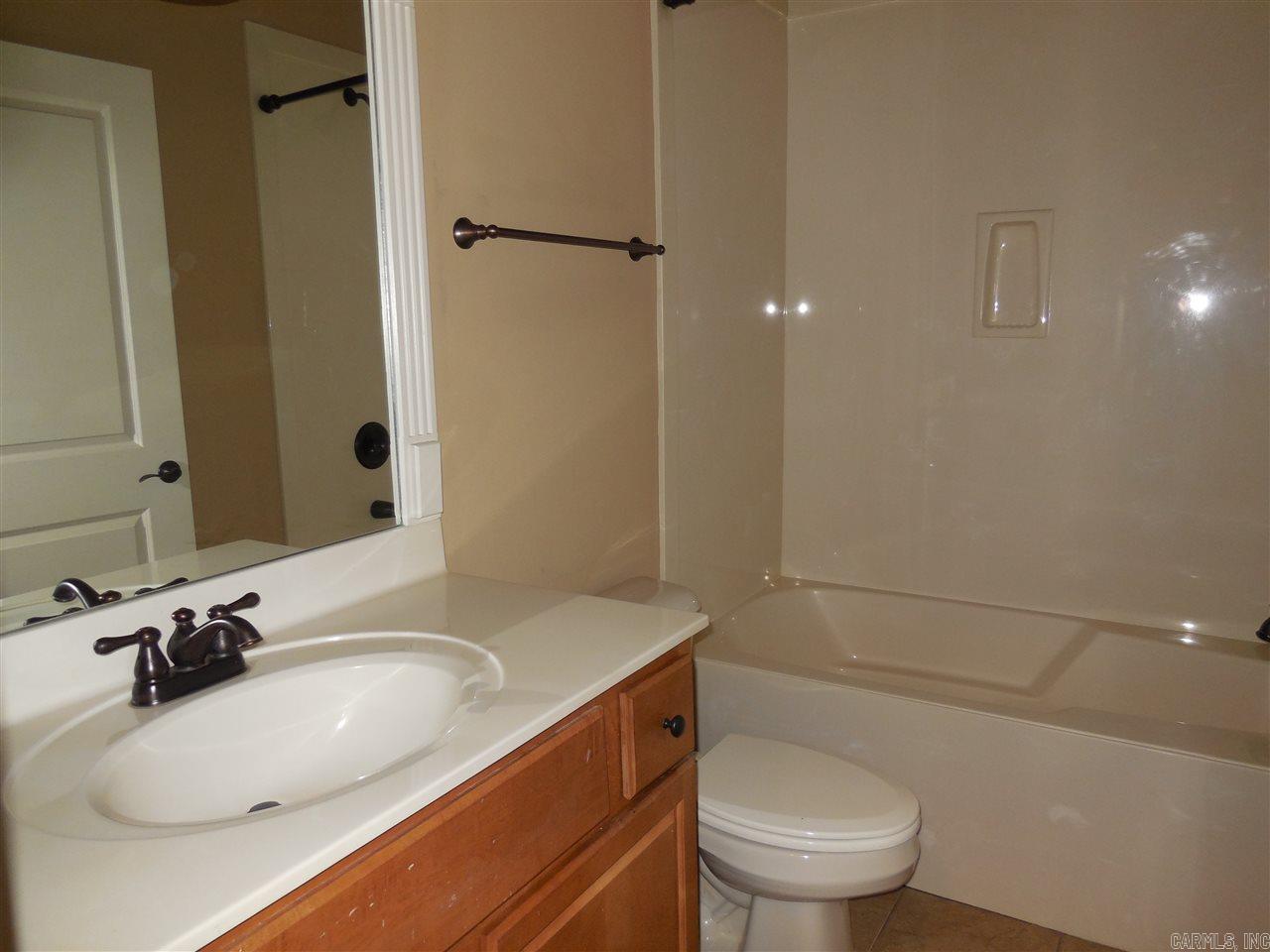 Lakeland Bay HPR - Residential Lease