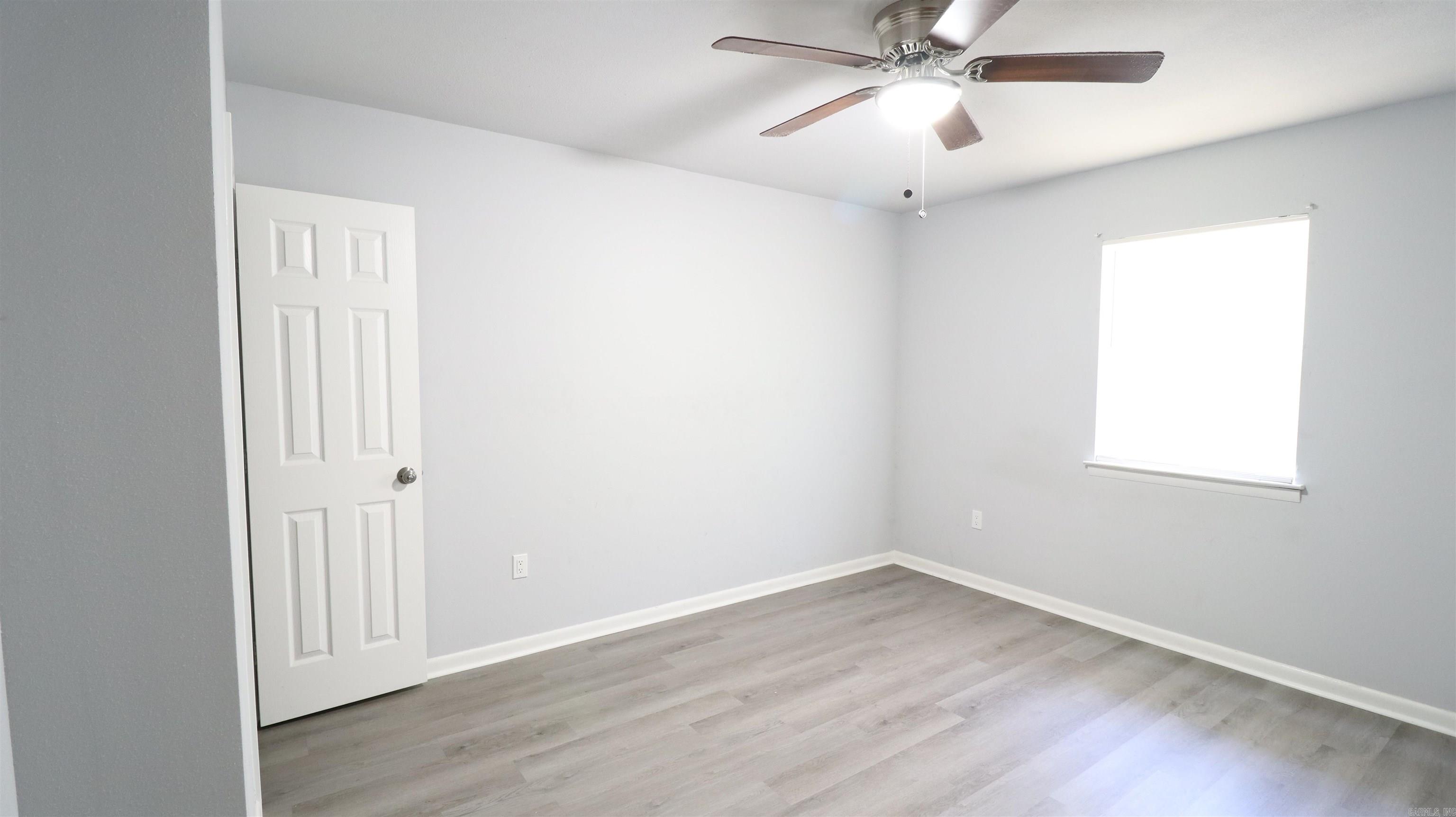 Delta Lawn - Residential