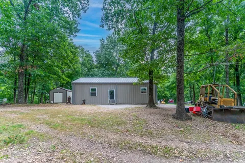 MLS: 24043953
