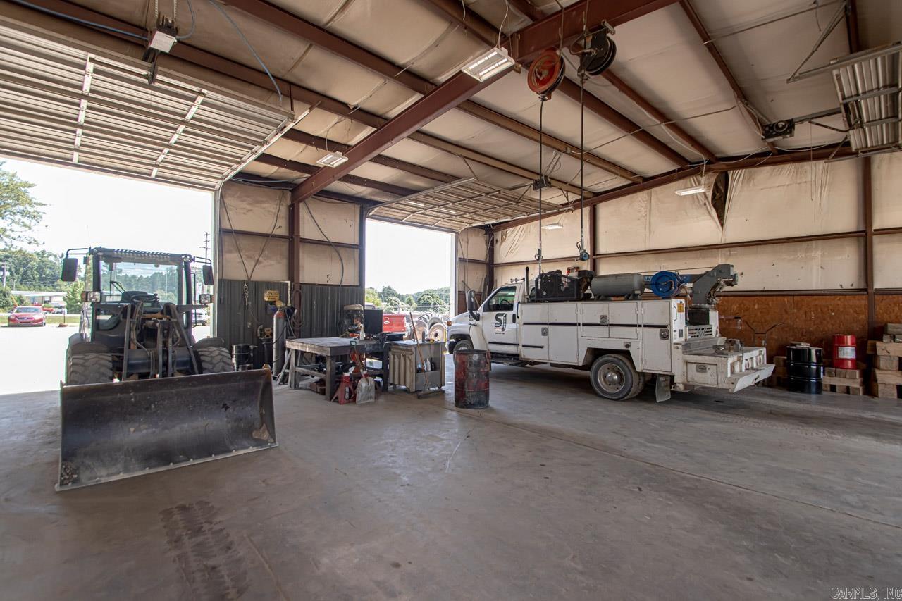 Metes & Bounds - Commercial Sale