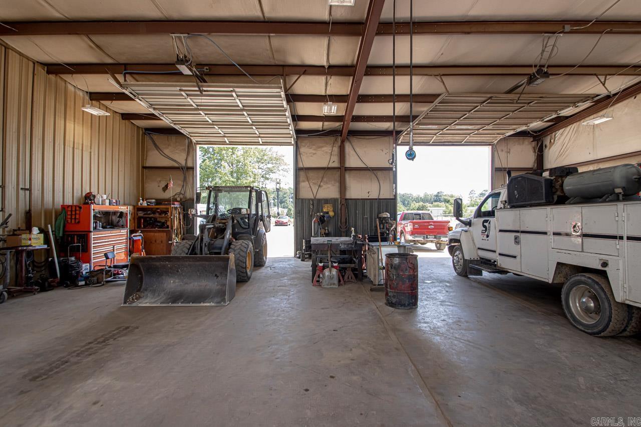 Metes & Bounds - Commercial Sale