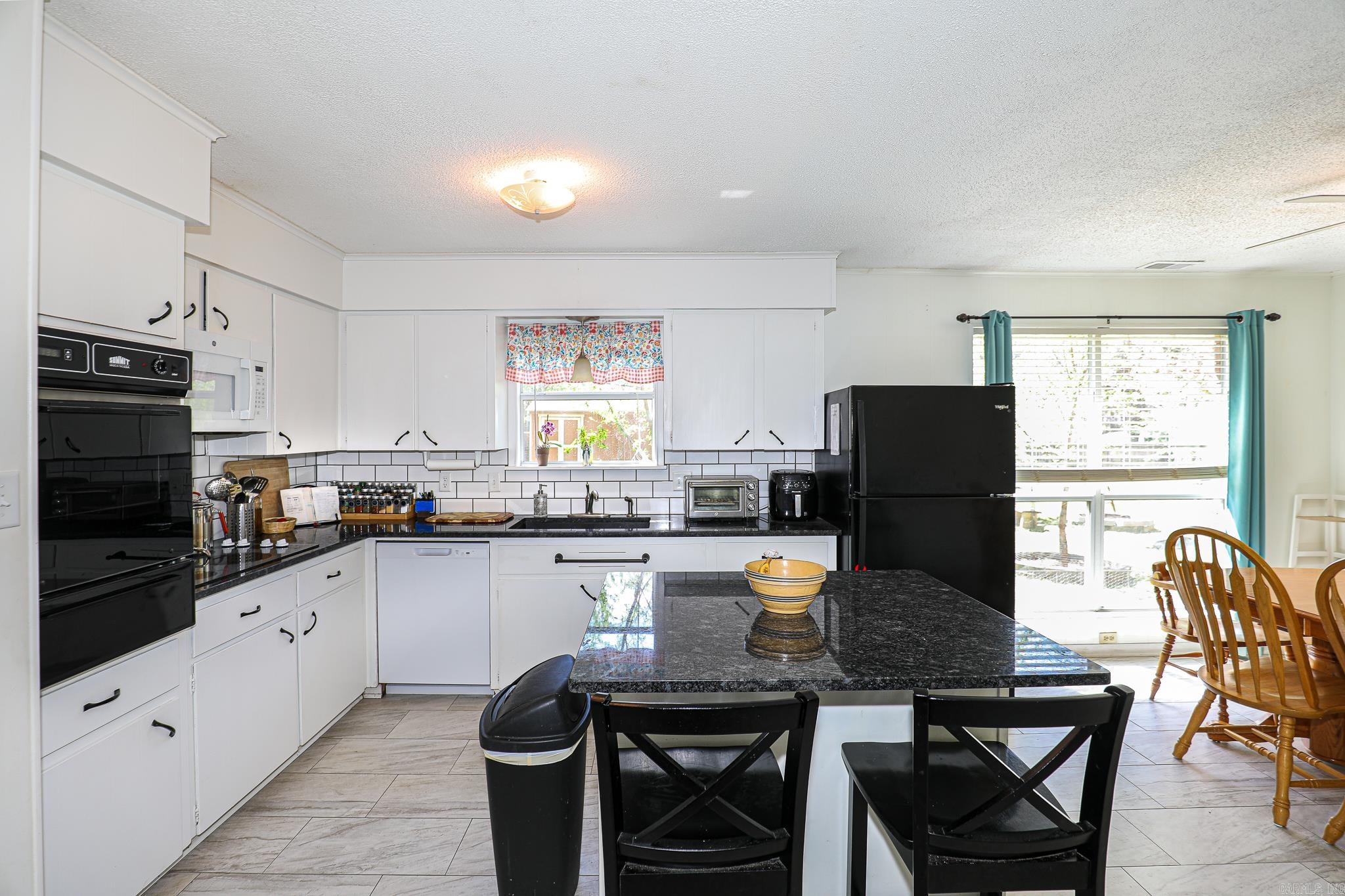 JAMESON - Residential