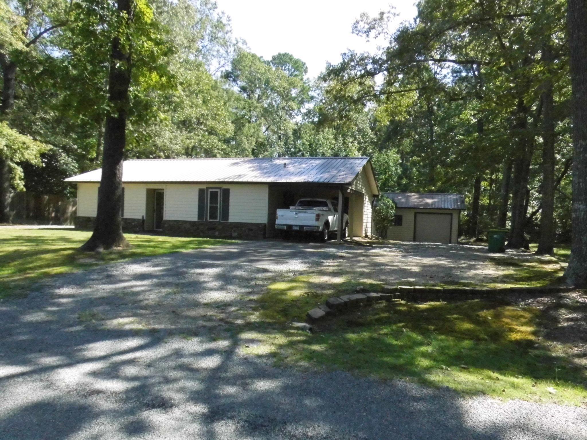 TIFFANY MANOR - Residential