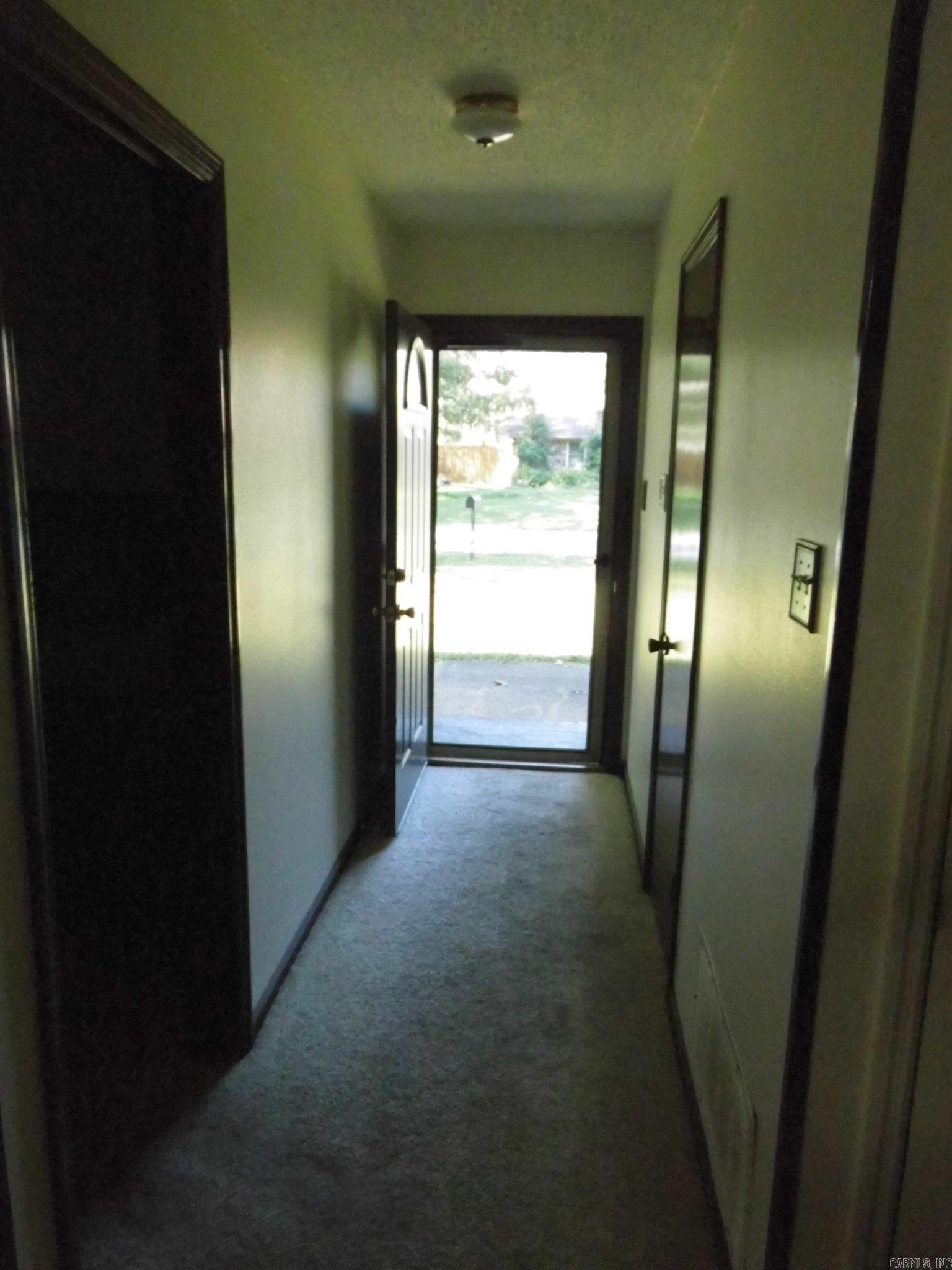 TIFFANY MANOR - Residential