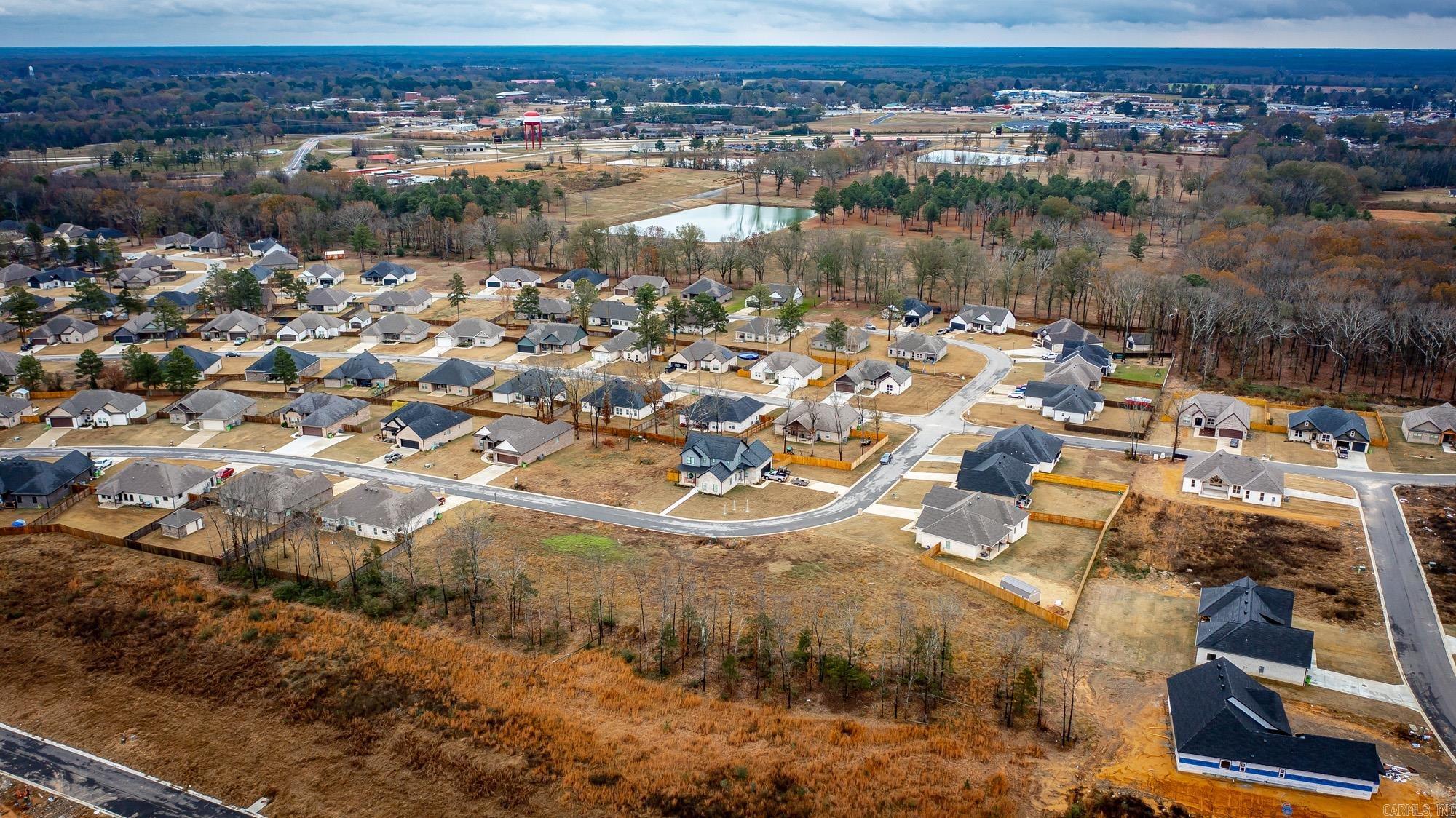 HIDDEN VALLEY ESTATES - Land