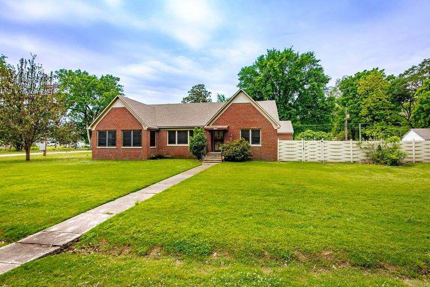 This is a wonderful house with all of the extras.  New Roof, Completely new heat & air unit only 2 years old, Saltwater pool, Privacy fence, whole house Generator, Storm Cellar in the garage, New Windows, Sunroom is heated and cooled, Main Bathroom Remodeled.  Come look and see.  I think you will fall in love with it.  Open pool photos added.