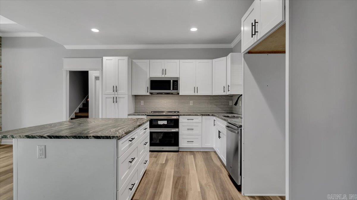 WAYMAKER WAY - Residential