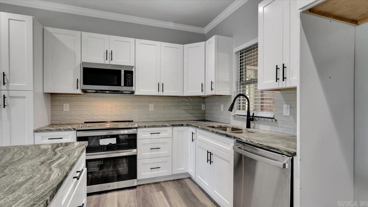 WAYMAKER WAY - Residential