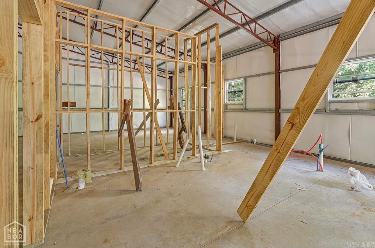 Pocahontas - Residential