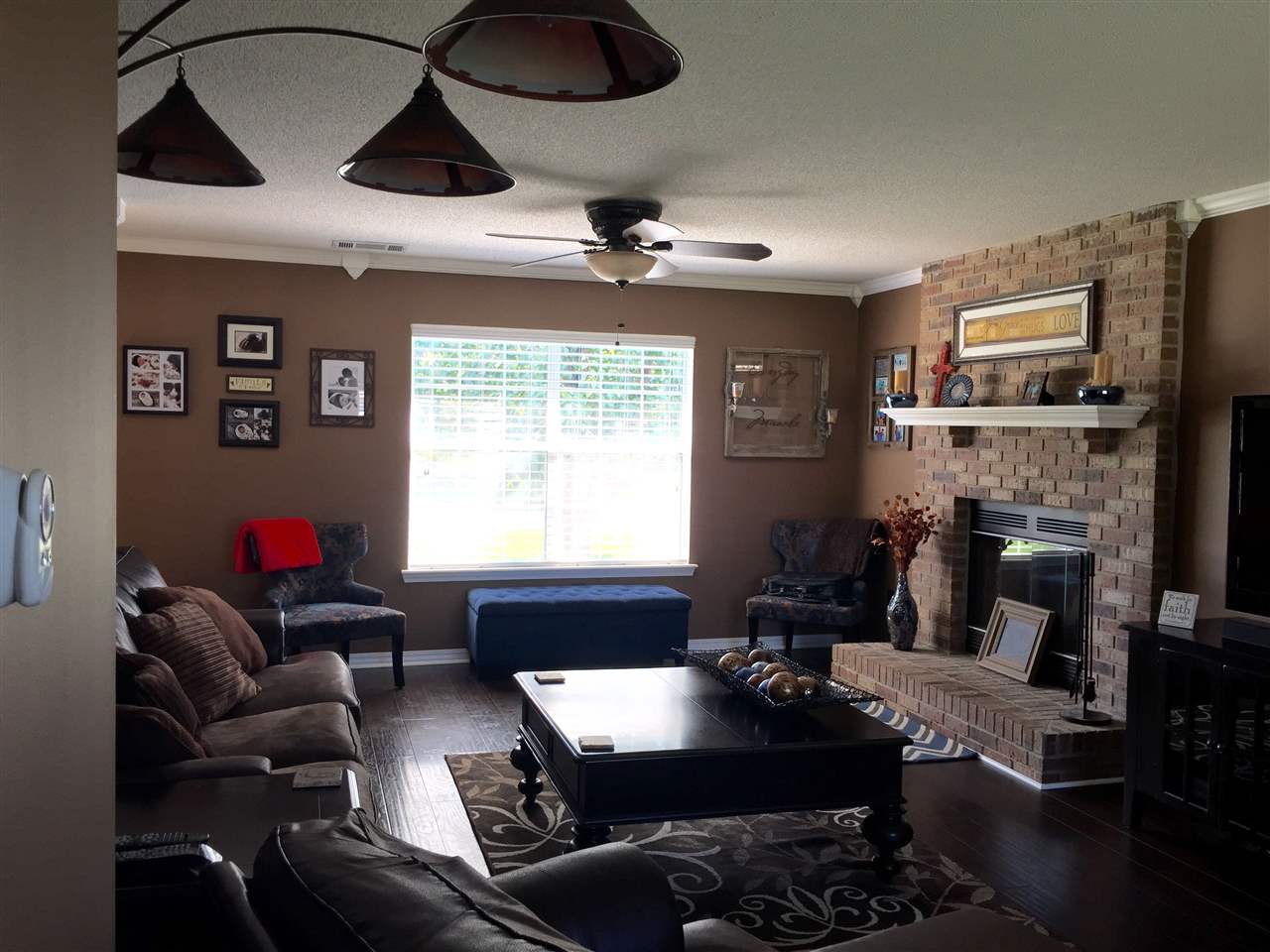 FIELDCREST - Residential