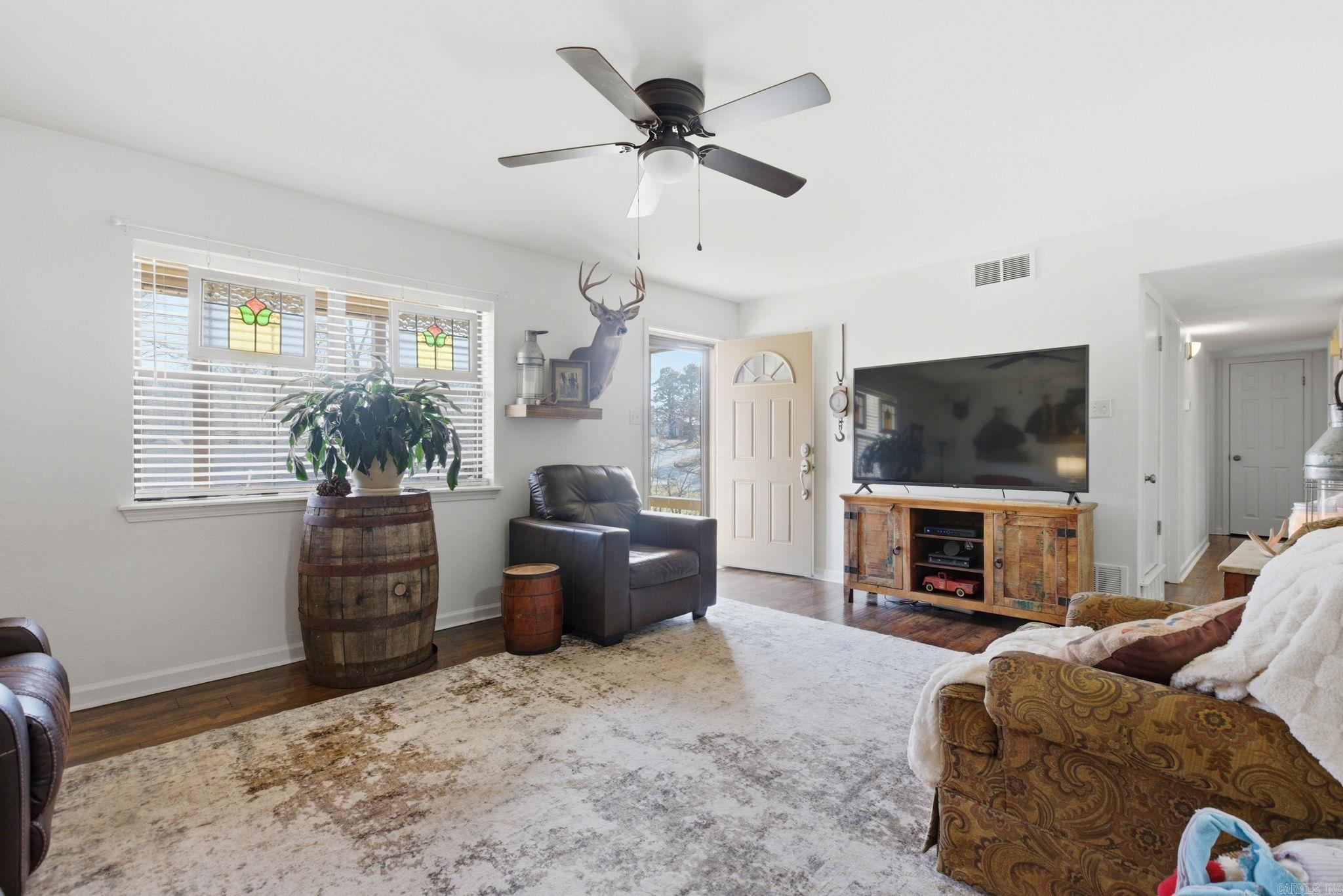 SPRINGHILL MANOR WEST - Residential