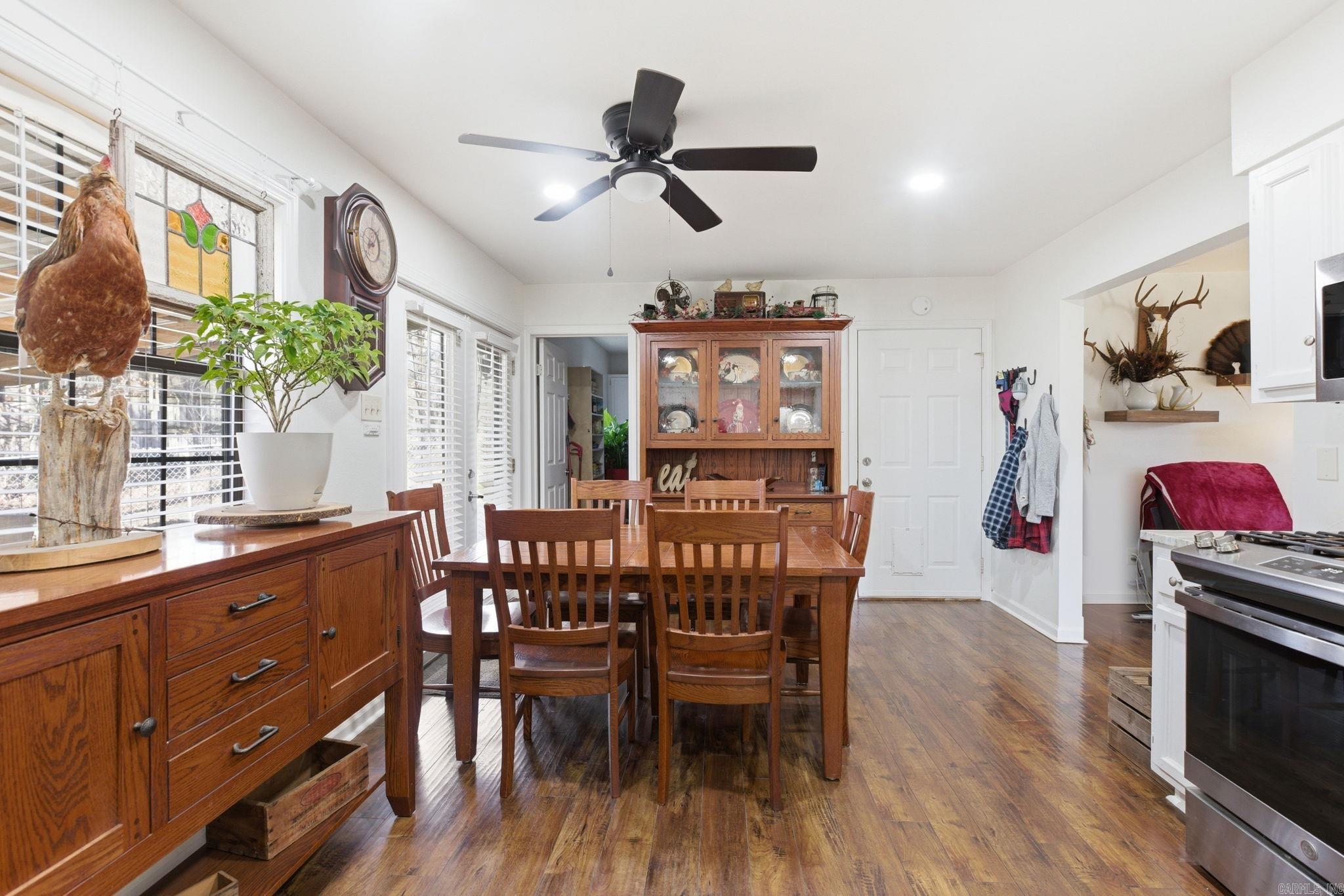 SPRINGHILL MANOR WEST - Residential