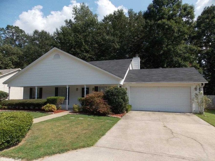 Very nice 3 bedroom, 2 bath home! Nice den with gas logs and vaulted ceiling. Large eat-in kitchen. Master is large with walk-in closet. Very private backyard with deck. New roof in 2010, water heater in 2012, AC in 2013.  It's a must see!