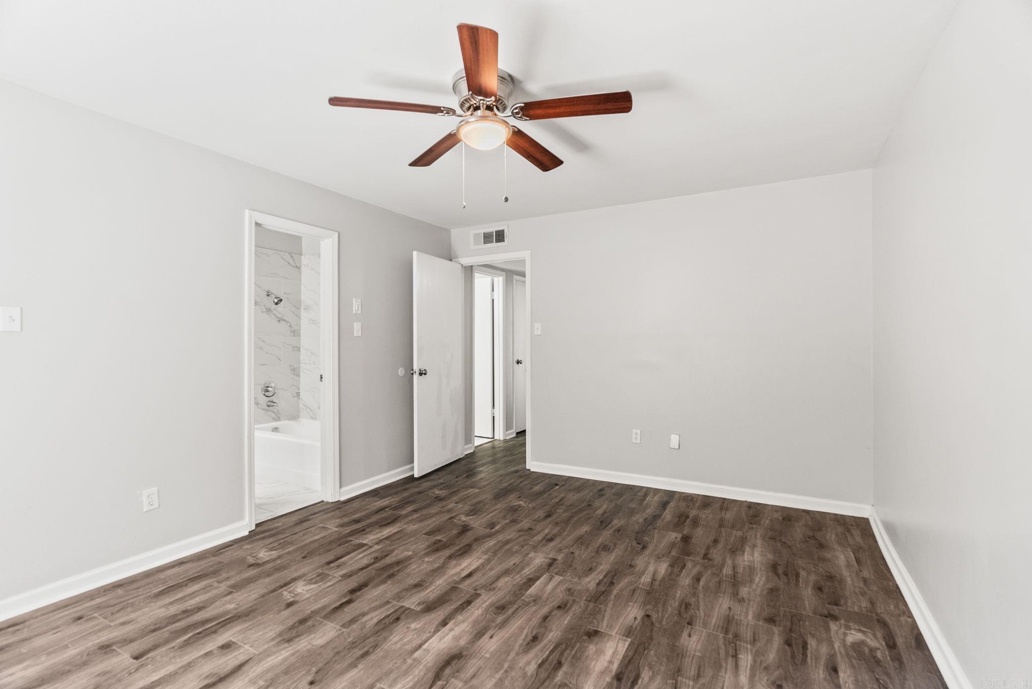 WINDSOR GARDENS CONDOMINIUMS - Residential