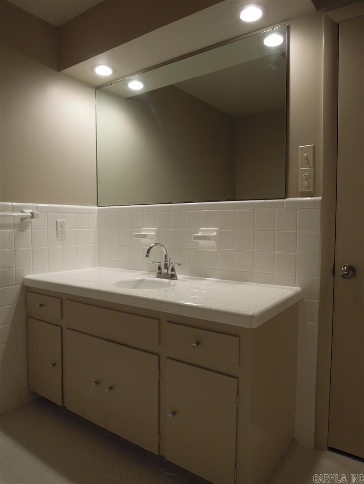 Leawood Heights - Residential