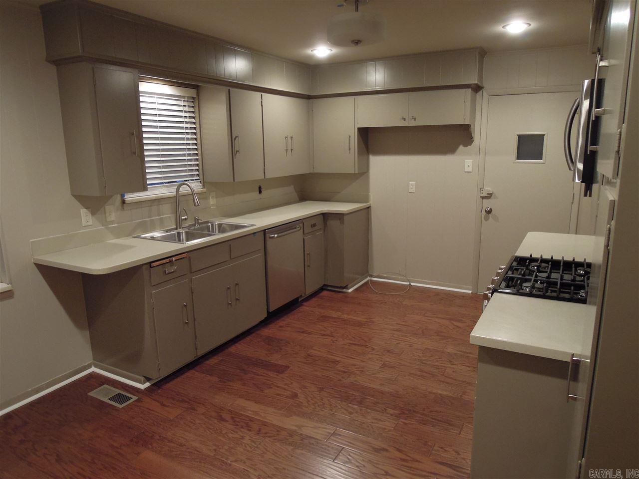 Leawood Heights - Residential