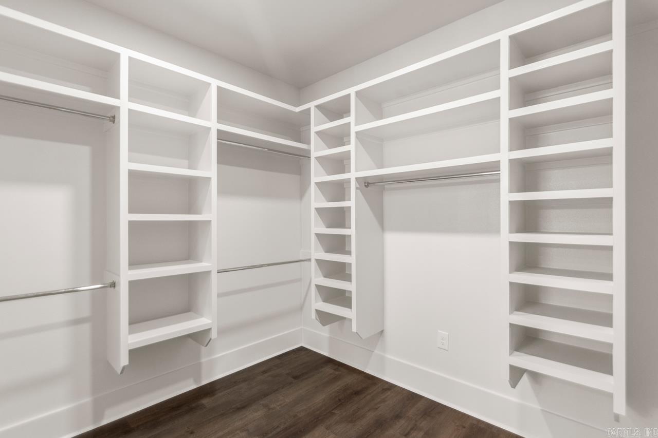 COLDWATER CREEK - Residential