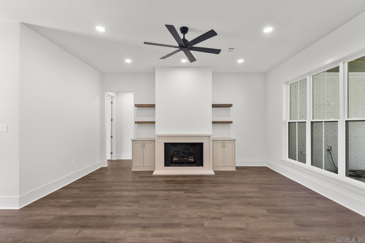 COLDWATER CREEK - Residential