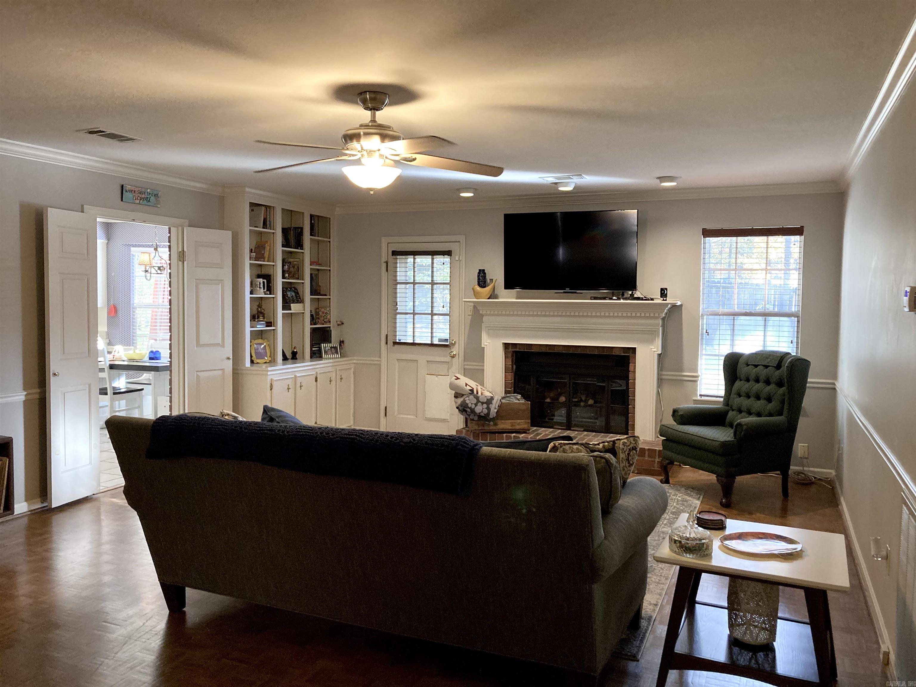 LUDINGTON HGTS - Residential