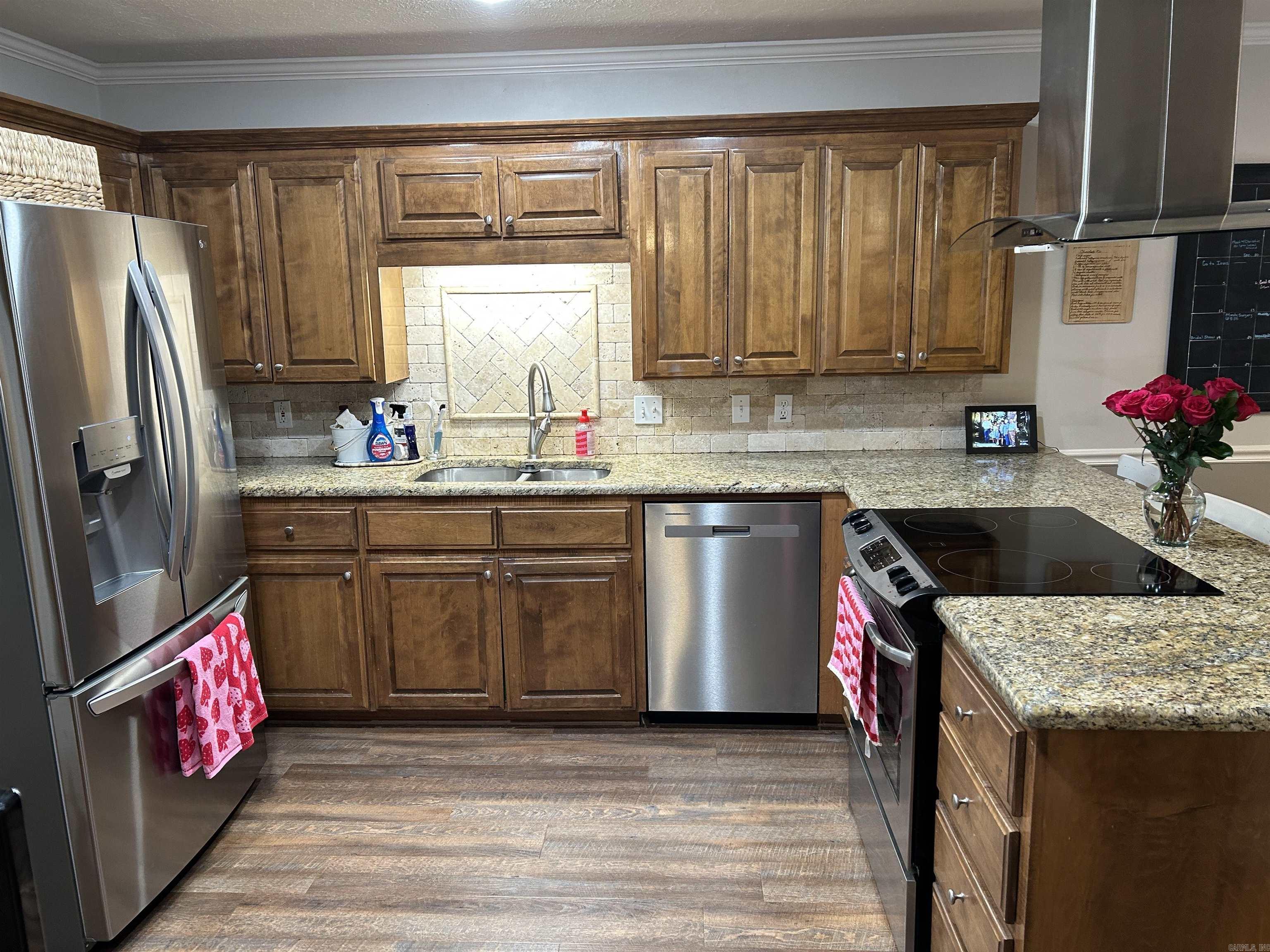 WOODLAND SPRINGS - Residential