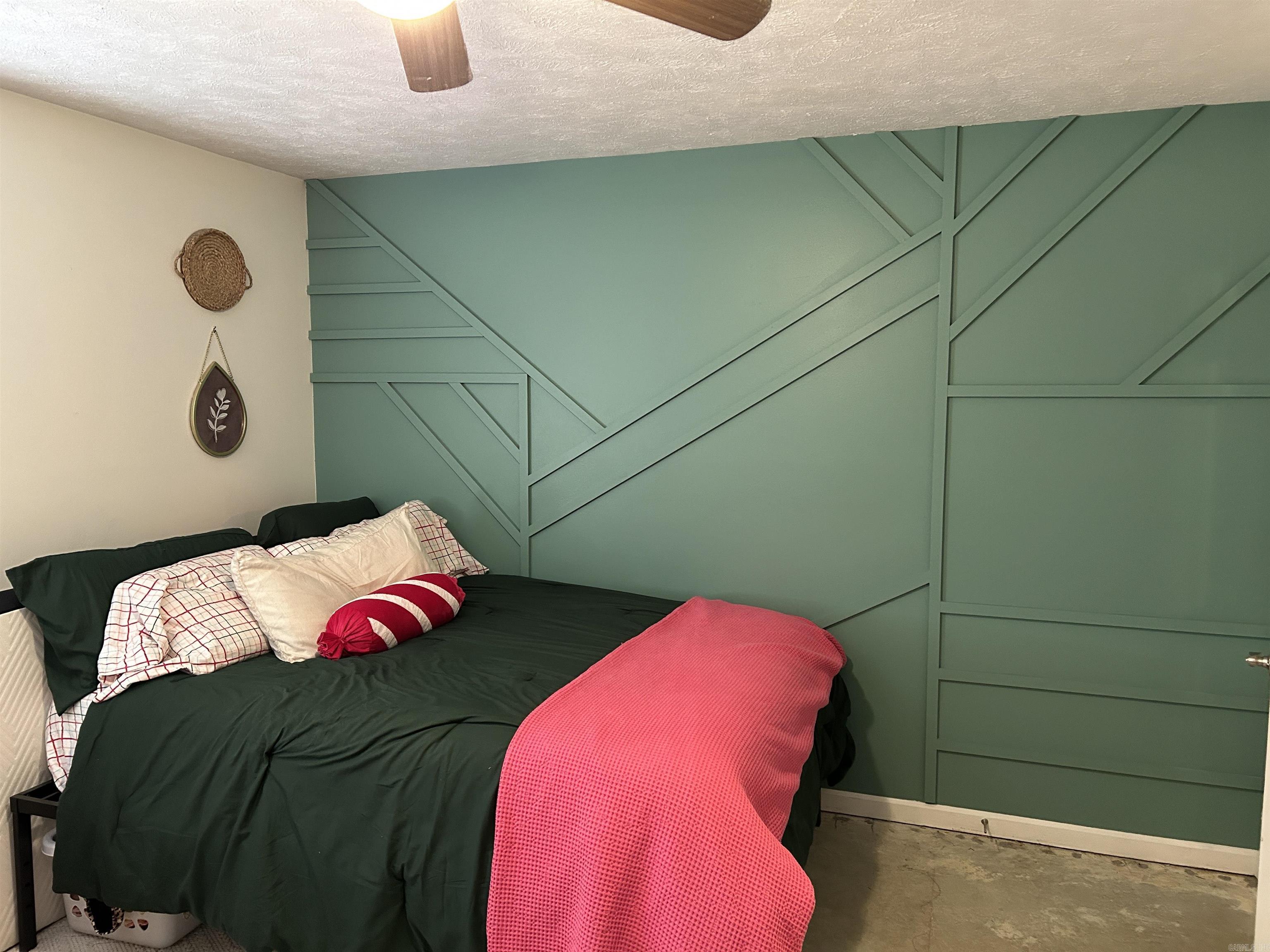 WOODLAND SPRINGS - Residential