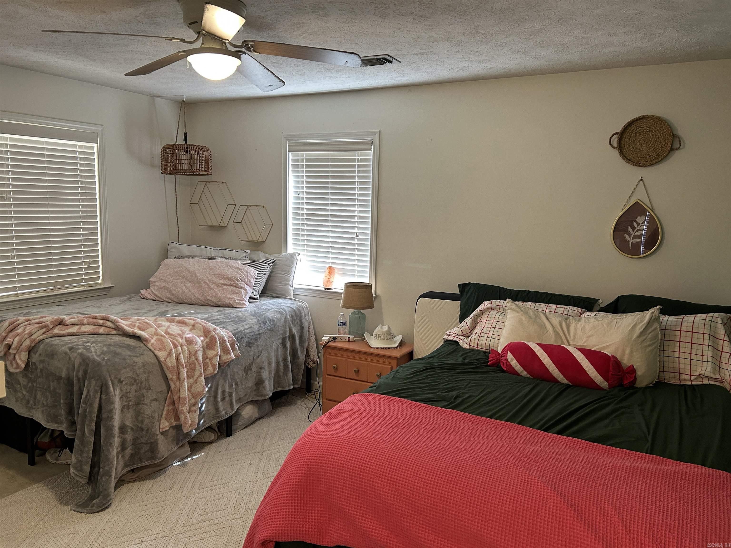 WOODLAND SPRINGS - Residential