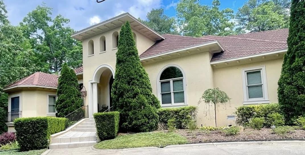 CHENAL DOWNS - Residential