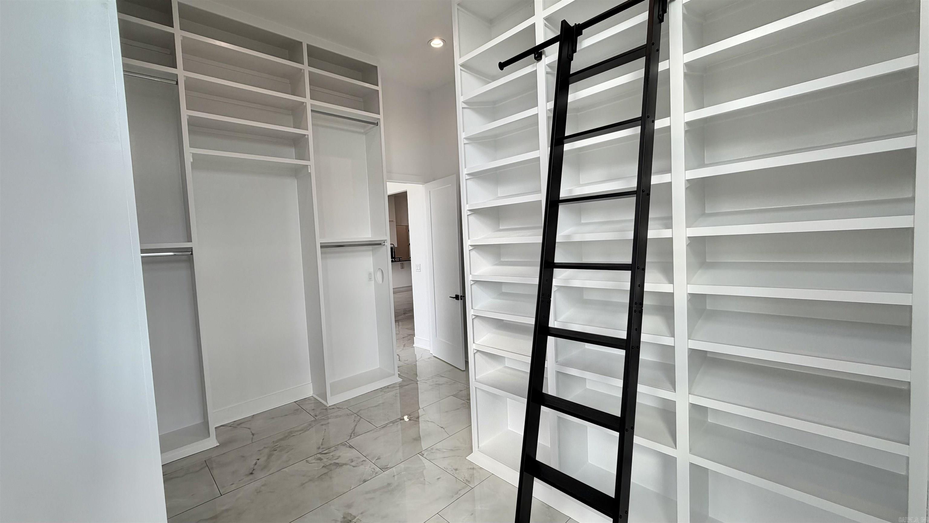 CHENAL VALLEY ORLE - Residential