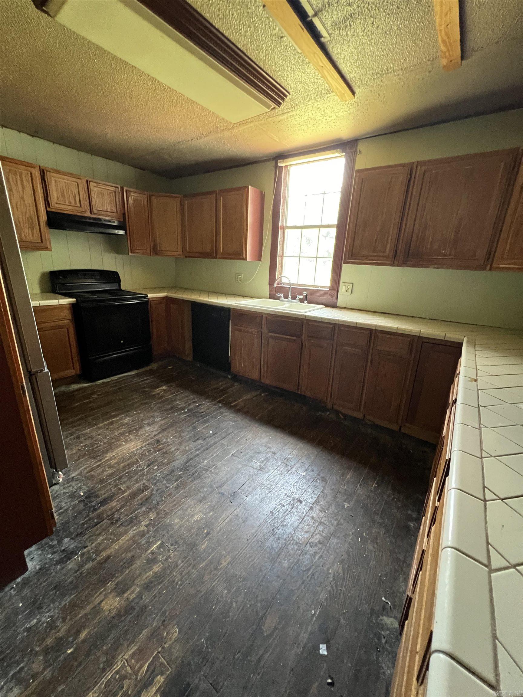 LAW ADD - Residential