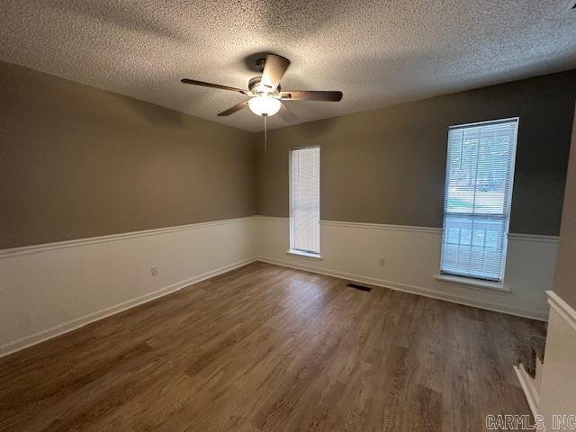 PINE GROVE - Residential