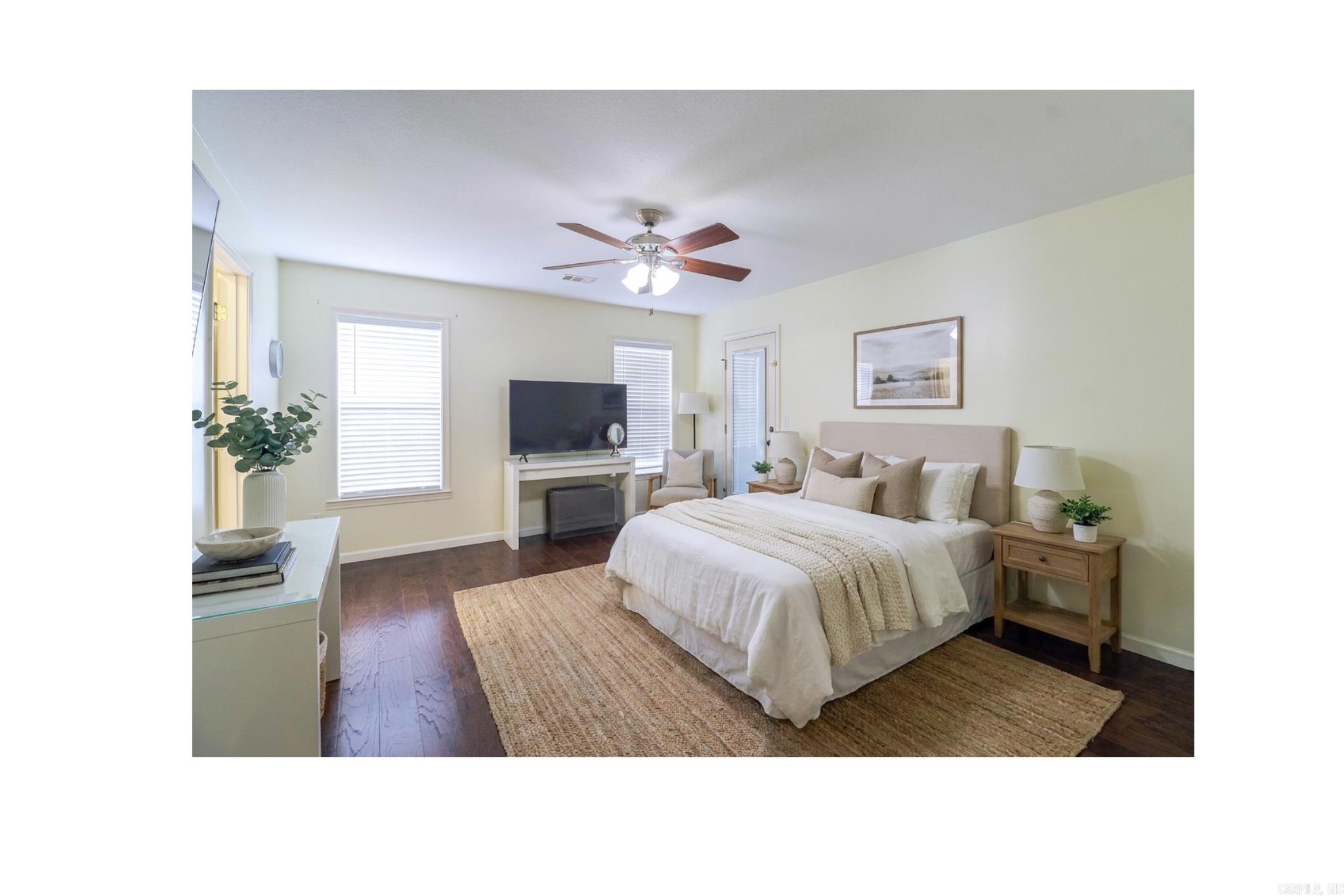 COLONY PARK - Residential