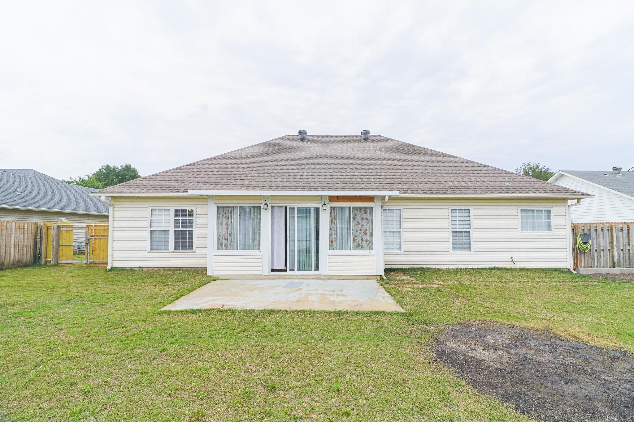 COLONY PARK - Residential