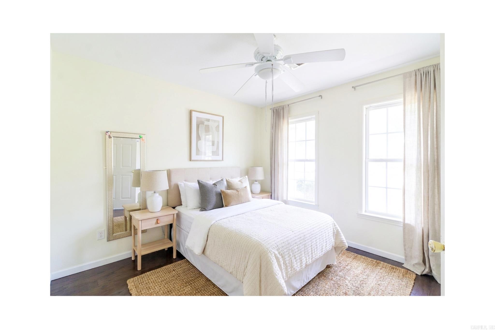 COLONY PARK - Residential