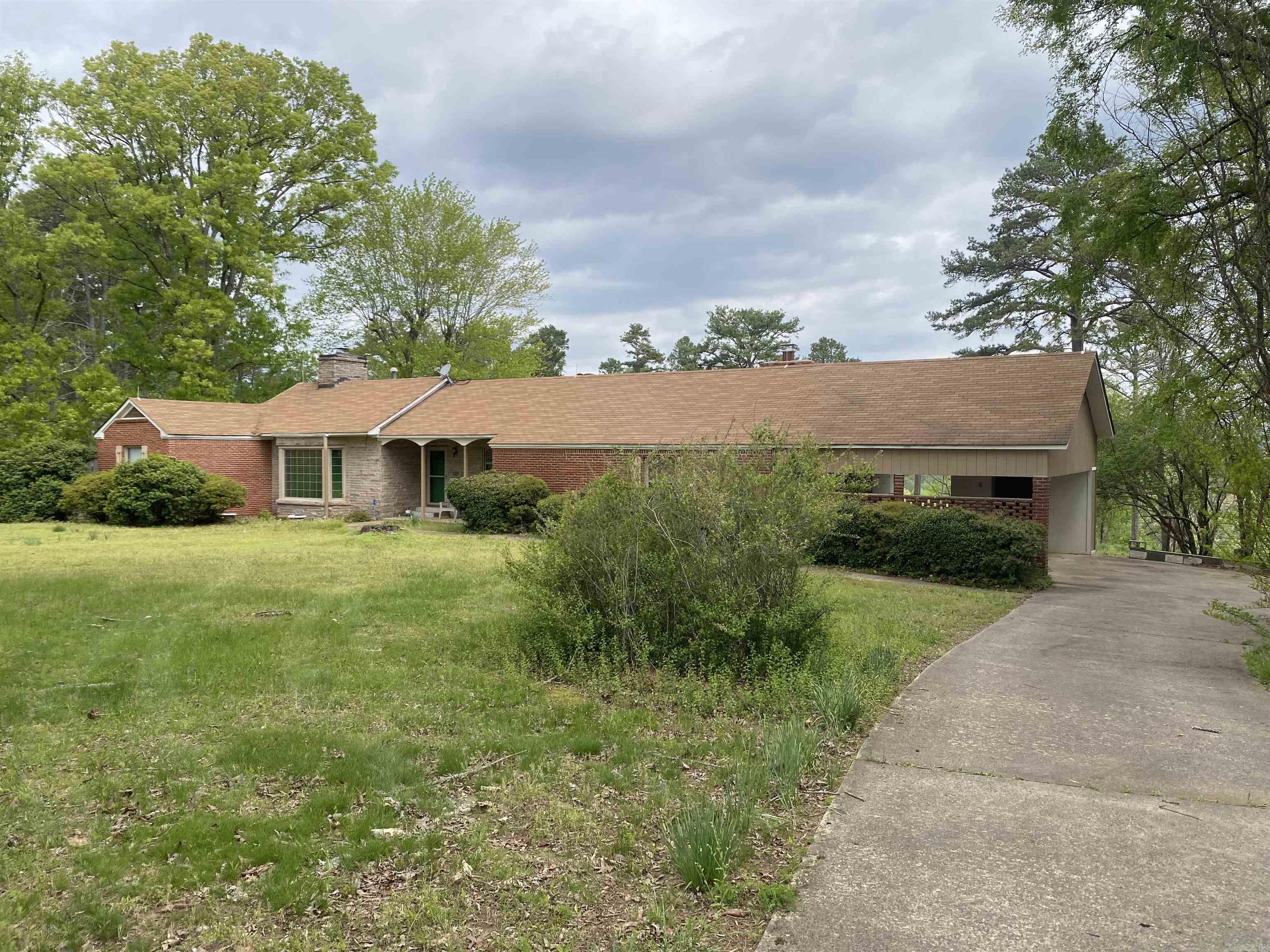 Check out this unique home featuring 2 bedrooms, 2.5 bathrooms, and a backyard with a view of the school. A spacious bonus room off the carport offers endless possibilities: extra bedroom, game room, or home office. Quiet, private, and full of potential!