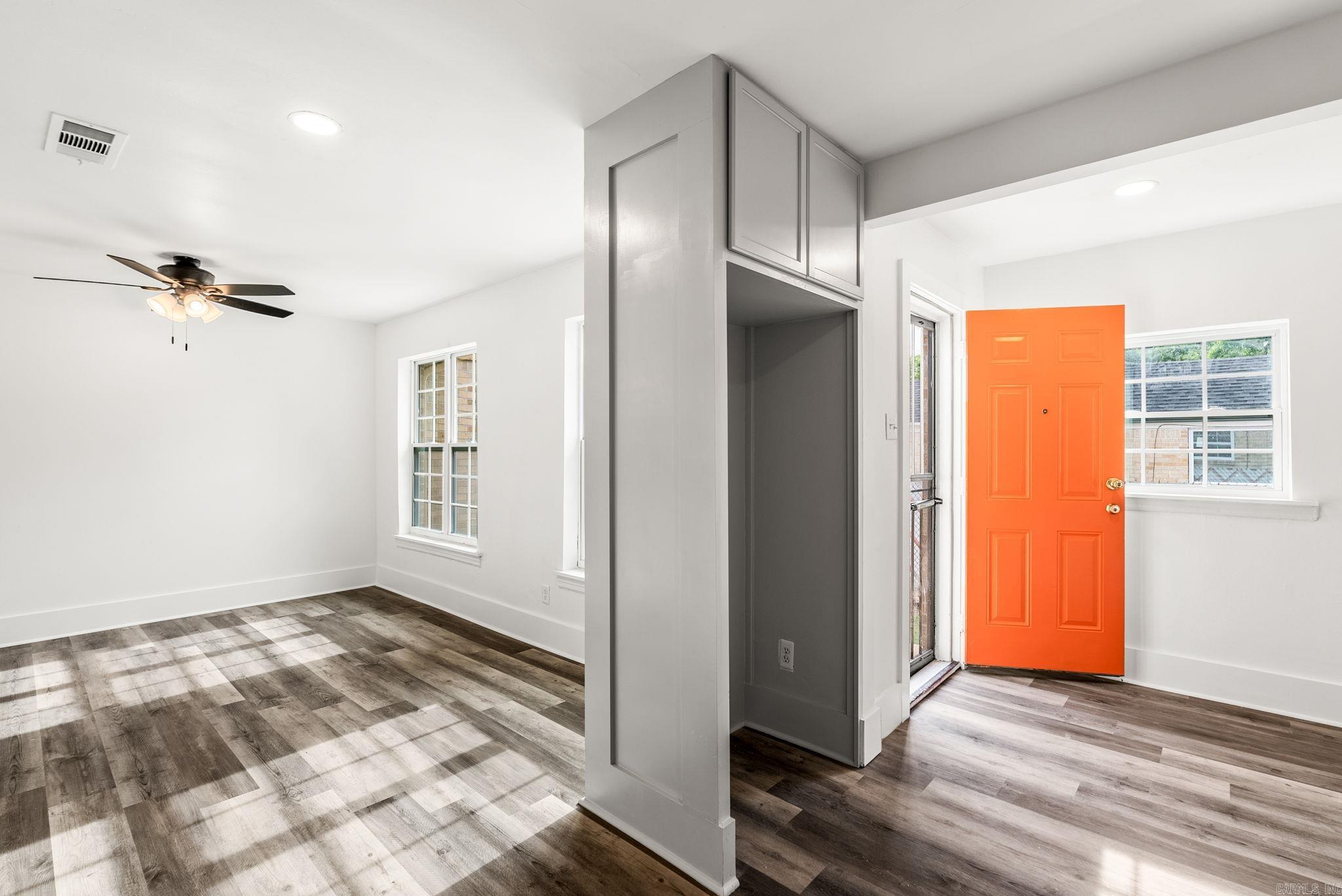 Weldon E Wrights - Residential