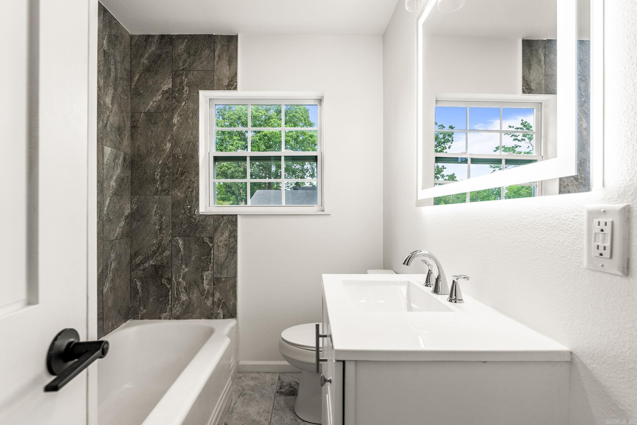Weldon E Wrights - Residential
