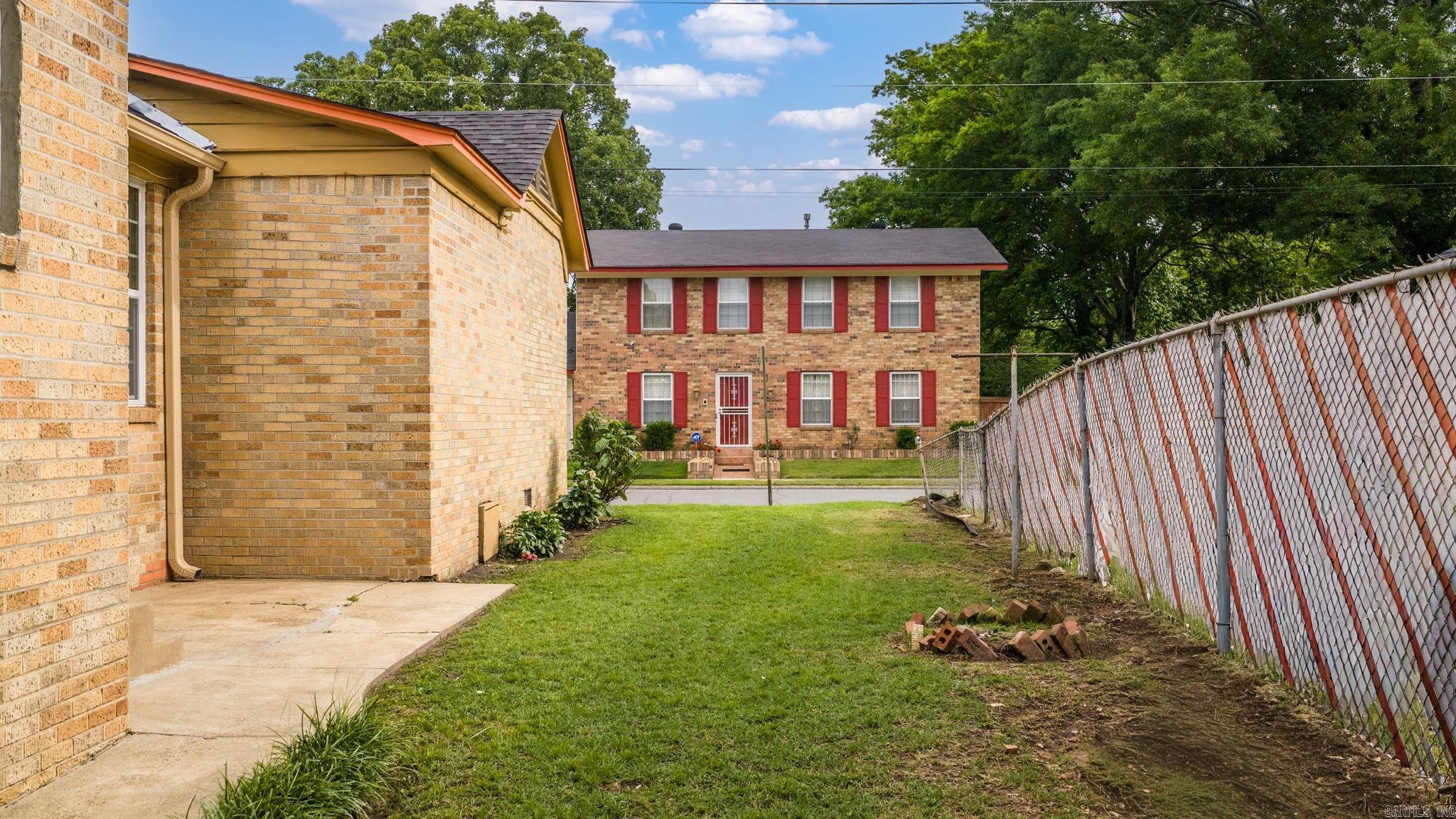 Weldon E Wrights - Residential