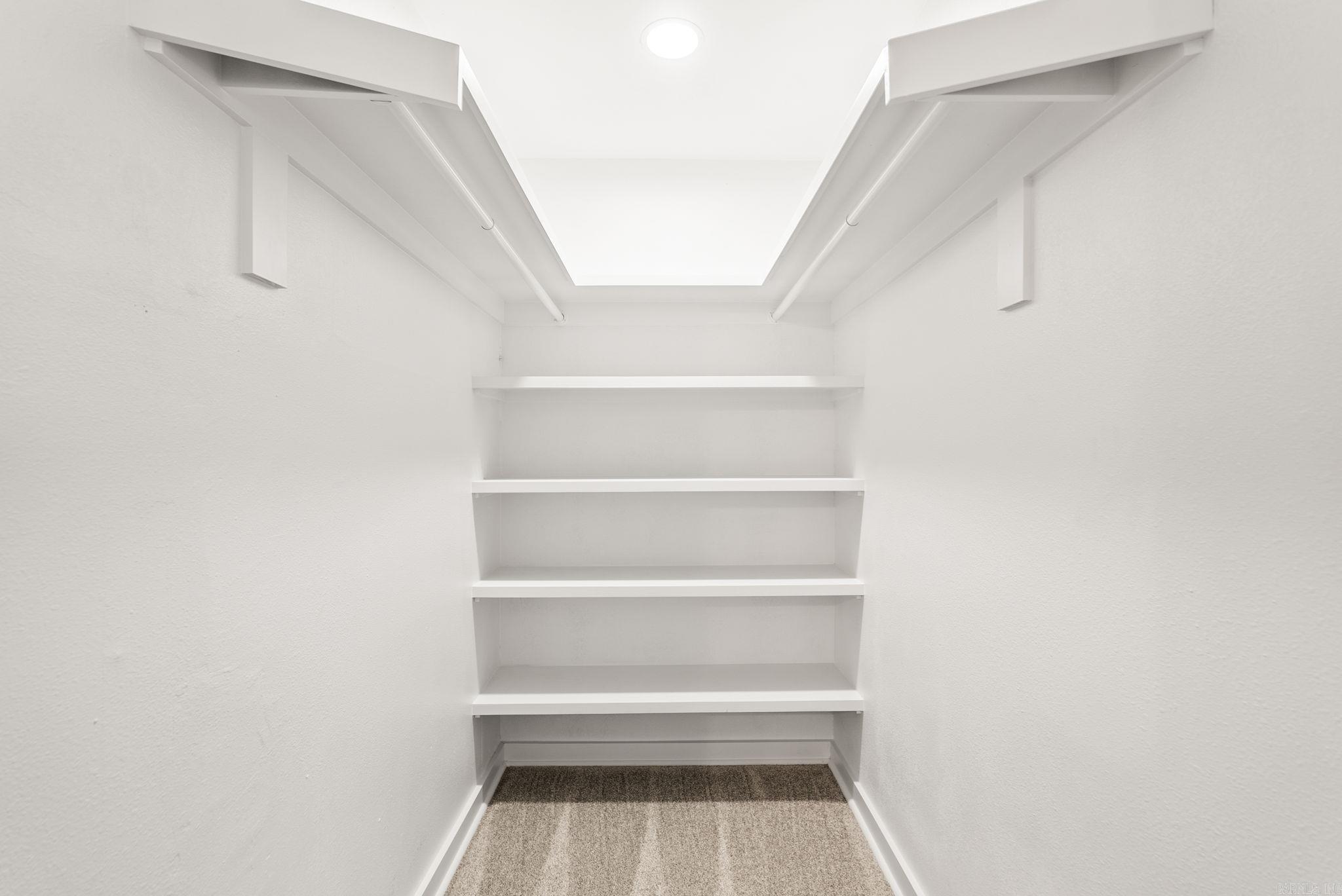 Weldon E Wrights - Residential