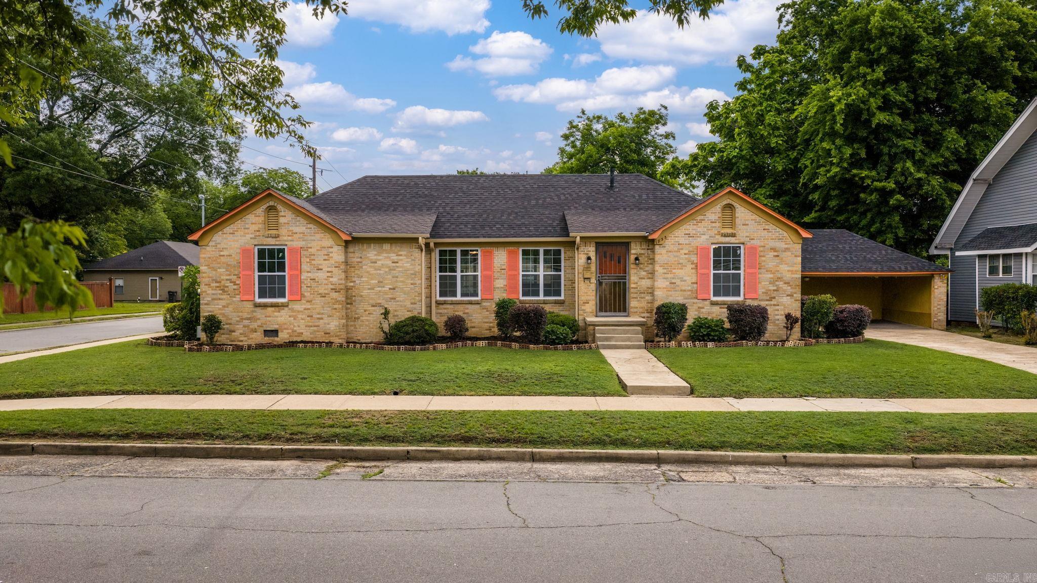 Weldon E Wrights - Residential