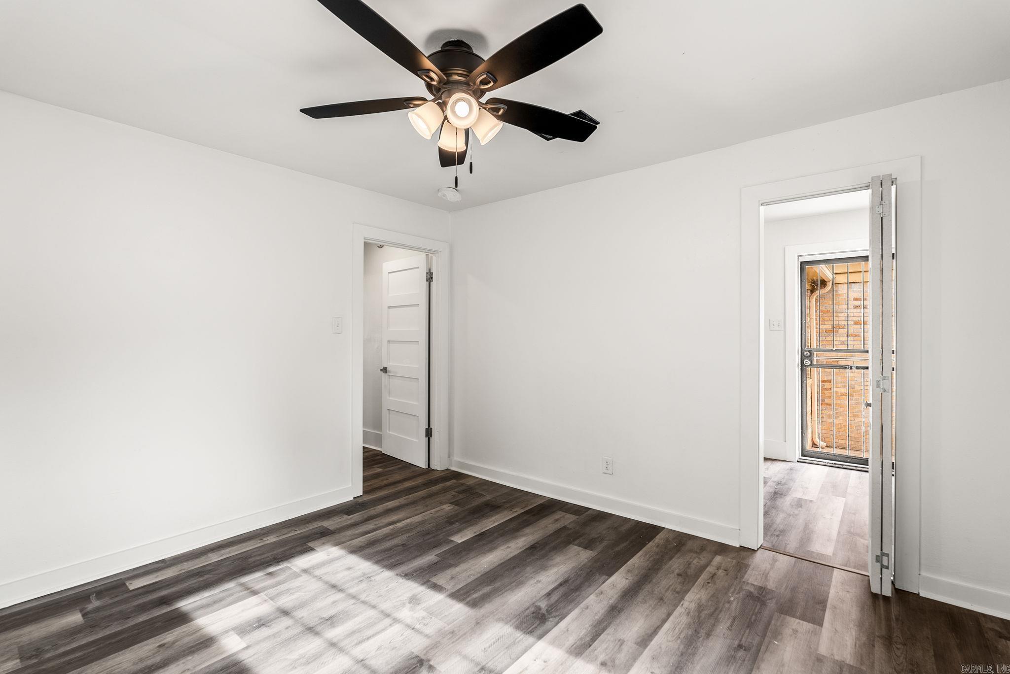 Weldon E Wrights - Residential