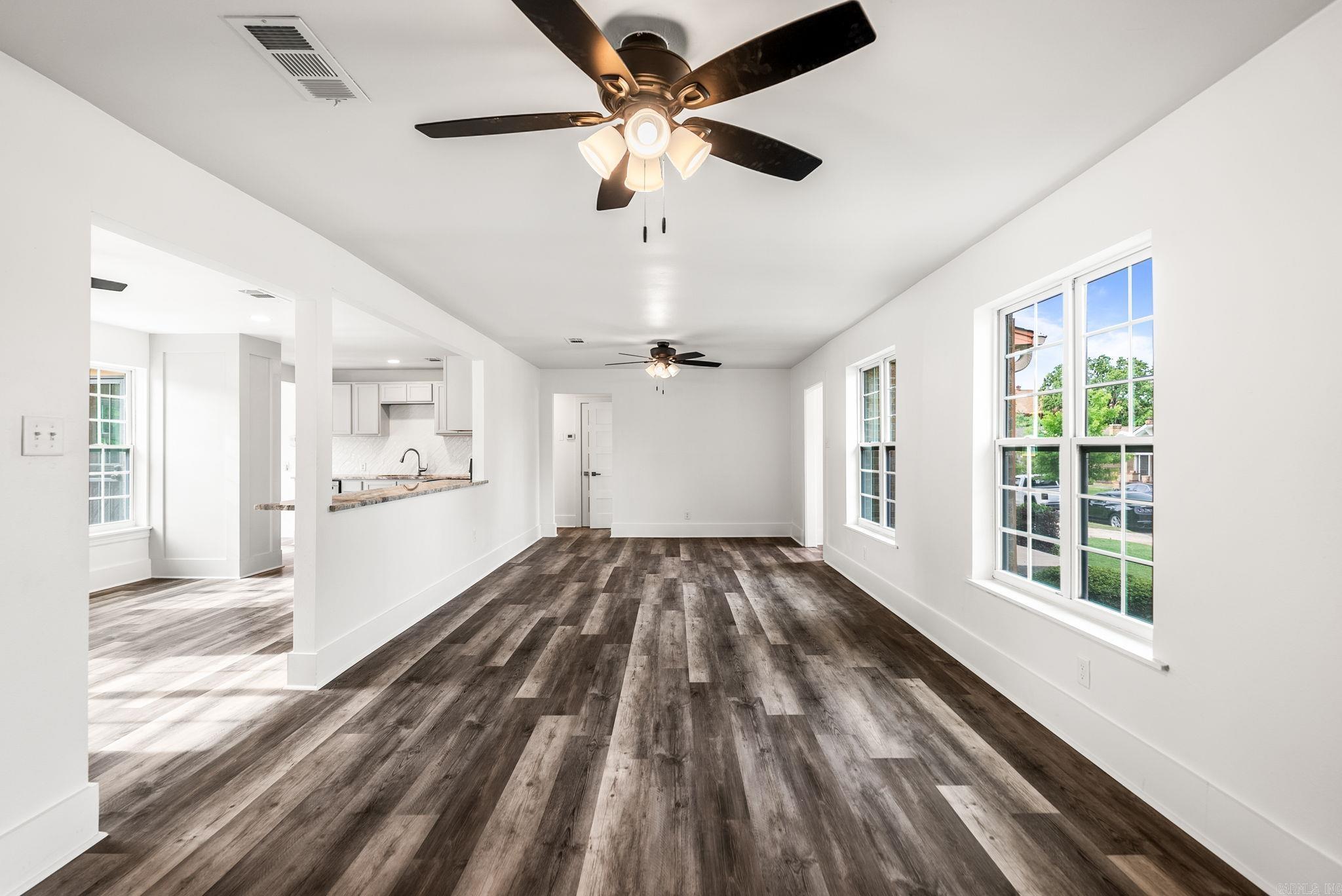 Weldon E Wrights - Residential