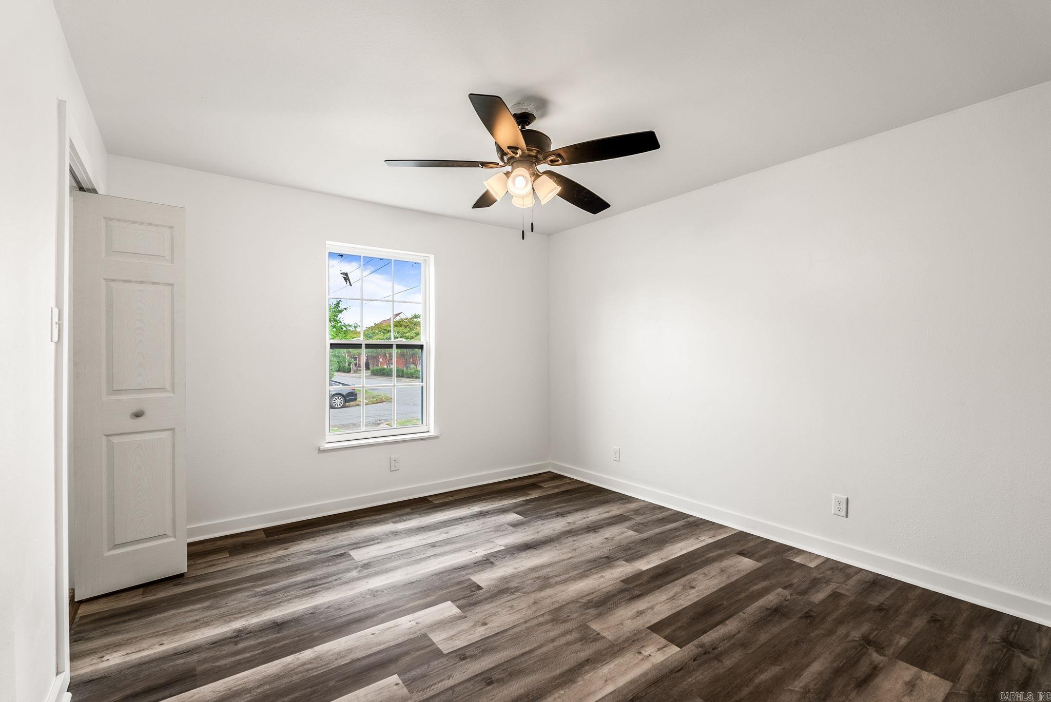 Weldon E Wrights - Residential
