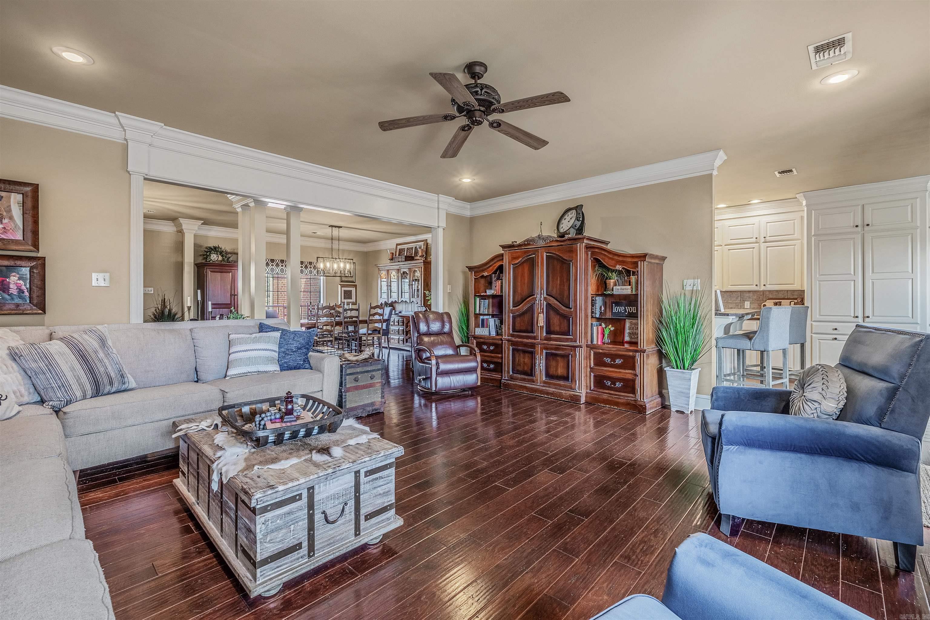 WOODRIDGE - Residential